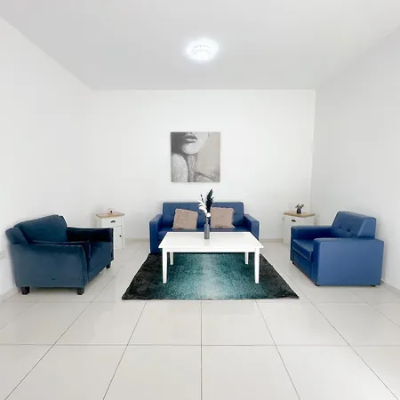 Lovely Flat Close To St Julians With 6 Beds In 3 For 8 People Is-Swieqi