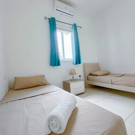 Apartament Lovely Flat Close To St Julians With 6 Beds In 3 For 8 People *